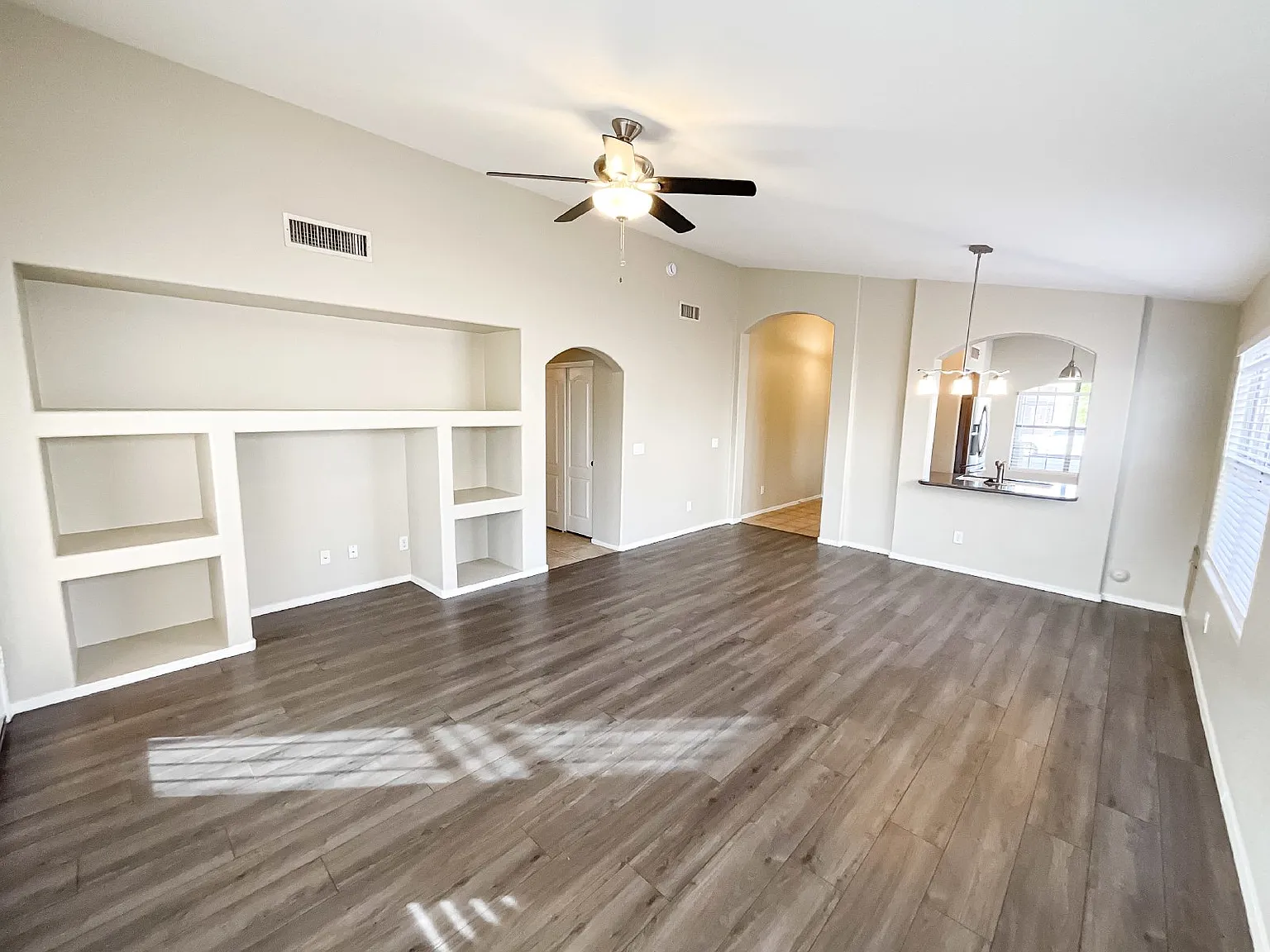 2041 East Rawhide Street — Photo 3