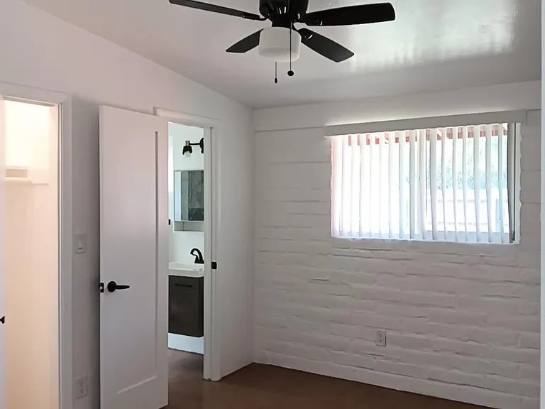 3920 E Poe St — Photo 11
