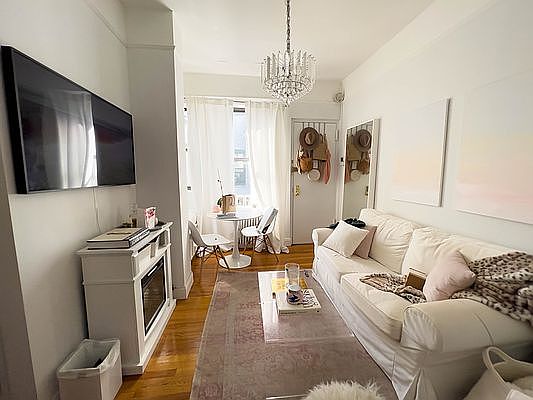 2nd image of 128 Thompson St APT 24