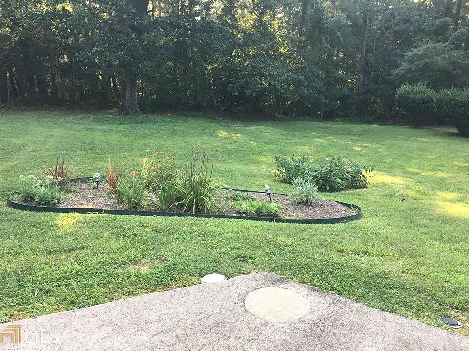 2nd image of 8419 Timber Lane Dr