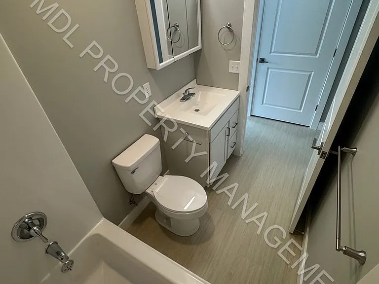 4949 Garfield Rd — Photo 10