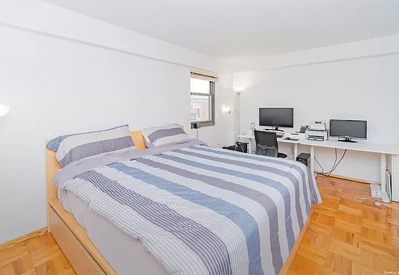 4th image of 21-85 34th Ave APT 15A