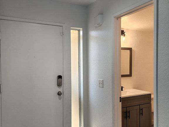 2nd image of 629 Parkview Dr