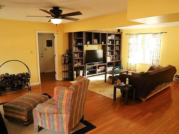 5th image of 7313 Willette Ct
