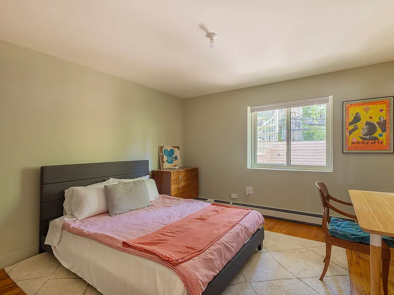 776 Putnam Ave #1 — Photo 8