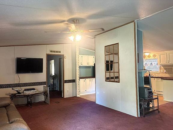 5th image of 184 McClane St