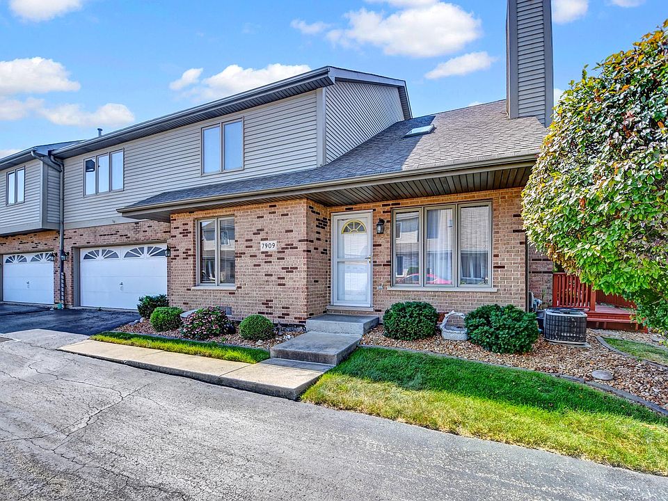 1st image of 7909 W Tiffany Ct