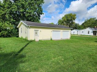 629 E Beech St, Winchester, IN 47394