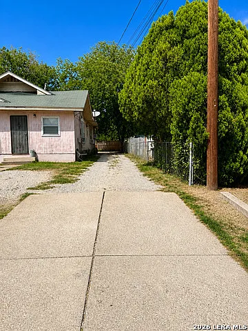 507 Cantrell Dr #B — Photo 3