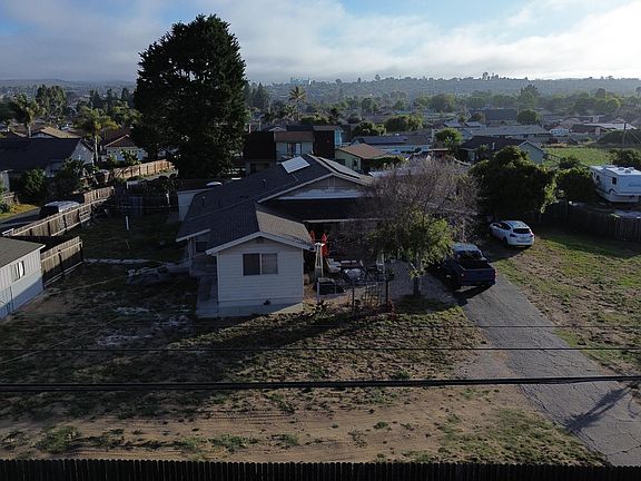 5th image of 1499 Farroll Rd #A