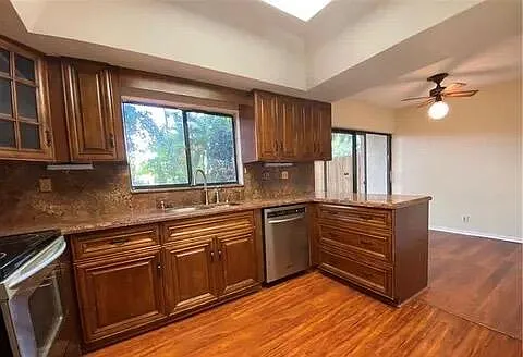 8321 SW 39th Ct — Photo 50