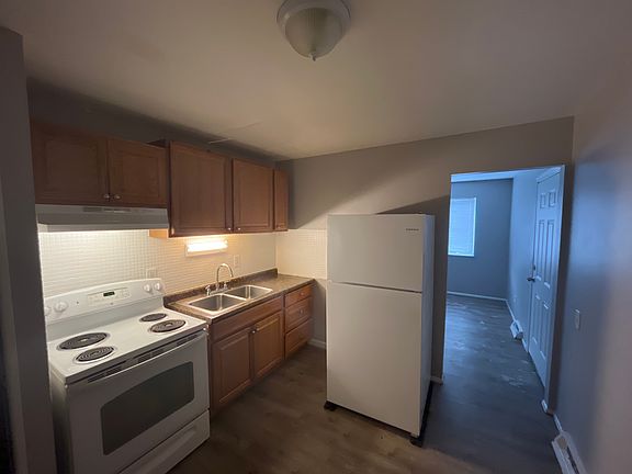 4th image of 427 Thrift Ave APT D