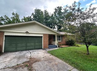2243 E Grand St, Springfield, MO 65804