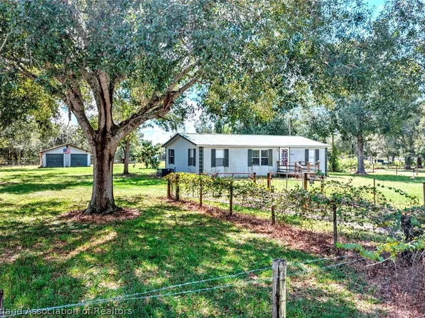 2009 Gardner Dr, Lorida, FL 33857
