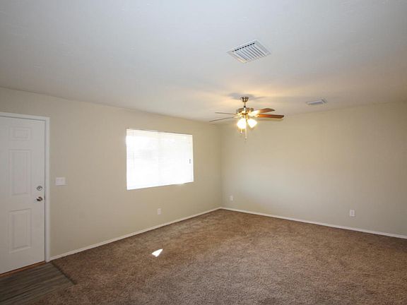 3rd image of 7430 W Calle Castile