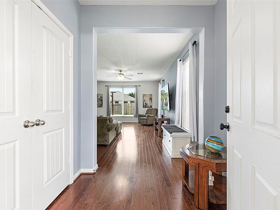 3rd image of 20619 Summer Retreat Ln