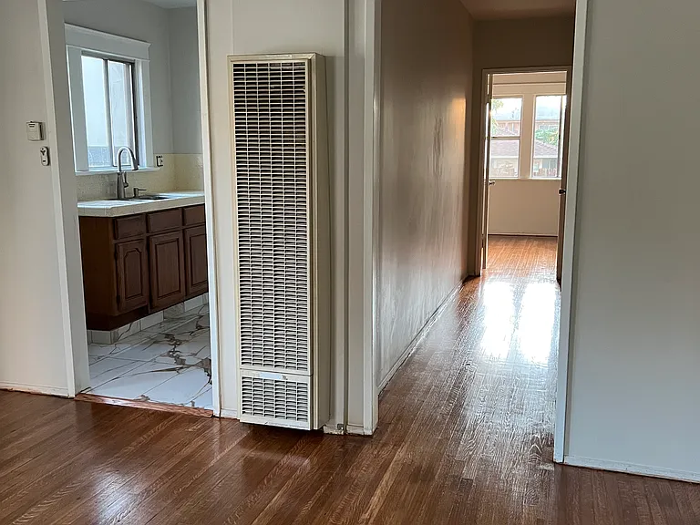 1608 Avalon St — Photo 16