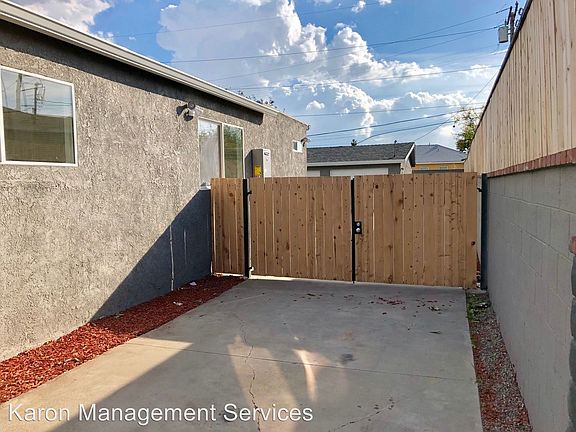 4th image of 5016 W 120th St