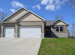 110 8th St E, Mantorville, MN 55955