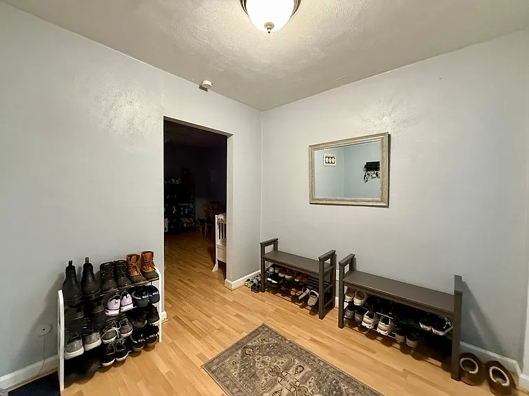 610 W Princess Anne Rd #B6 — Photo 3