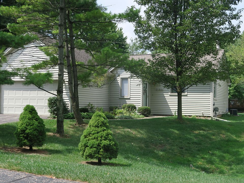 Lovely Duplex Condo