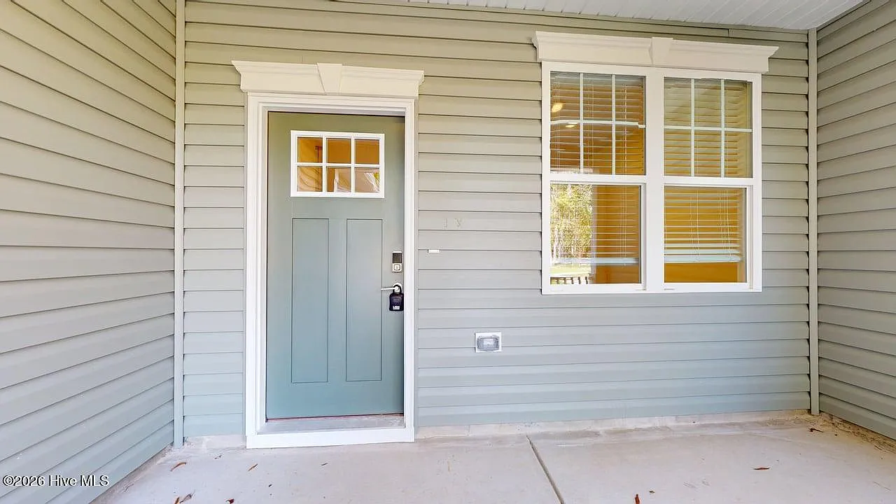 3 bed, 2.0 bath, $1,975 — Photo 4