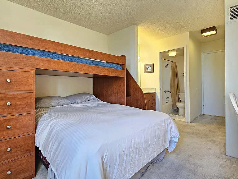 2nd Bedroom with 2 beds
