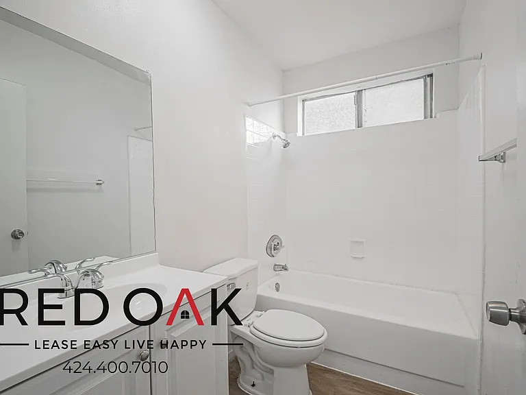 915 N Wilton Pl #113 — Photo 17