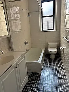 2586 Broadway #5E — Photo 5