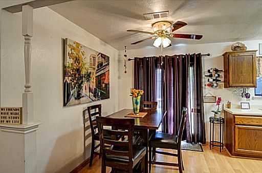 5th image of 906 Chinaberry Dr