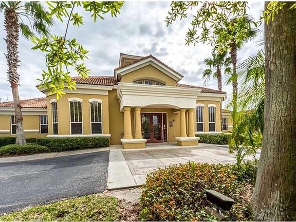3rd image of 5095 Fairways Cir APT 111