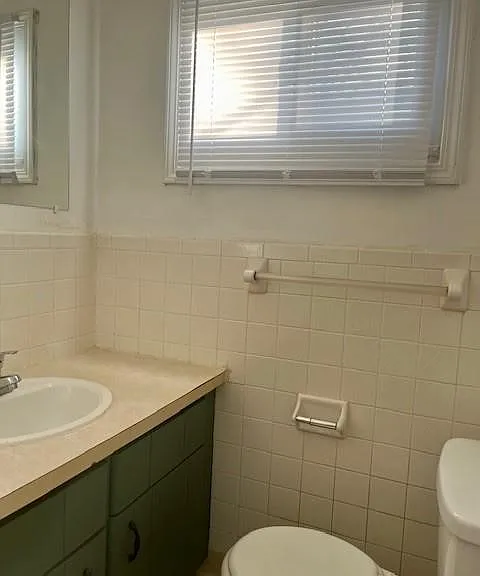 199 Fairgreen Dr #LEFT — Photo 11