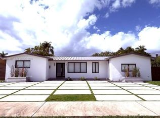 4902 SW 87th Pl, Miami, FL 33165