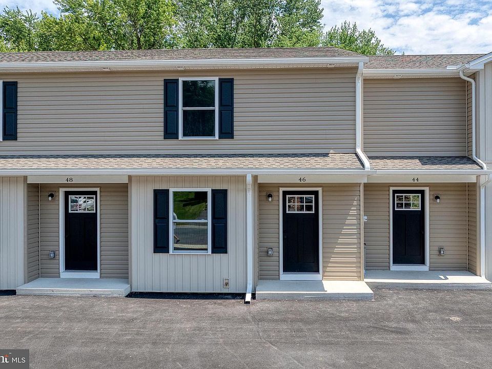 1st image of 52 Petersburg Ln
