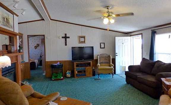 5th image of 1048 County Road 40 W