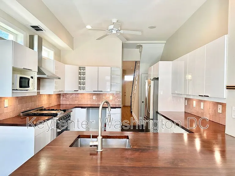618 Q St NW #NW — Photo 16