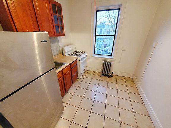 2nd image of 30-90 23rd St #1H