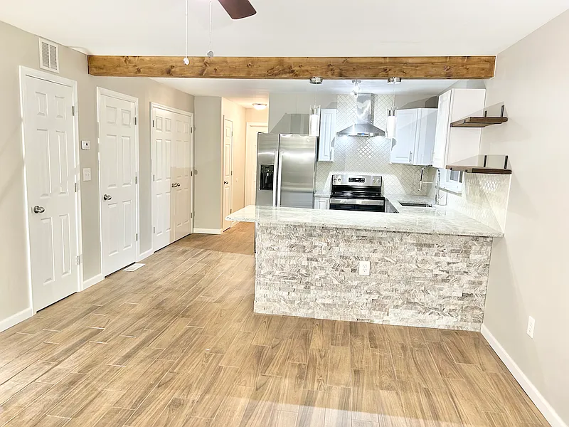 72 Orphanage Rd #4