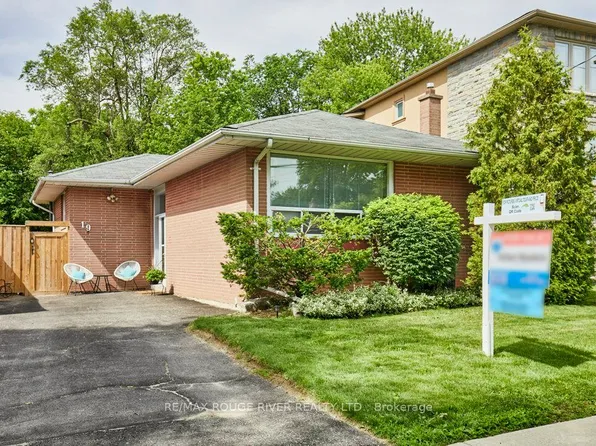 19 Thornbeck Dr, Toronto, ON M1G 2J7