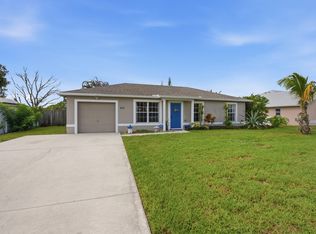 674 SW LAKEHURST Drive, Port St Lucie, FL 34983