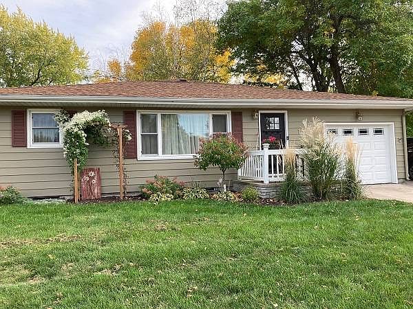 1st image of 1317 Circle Dr