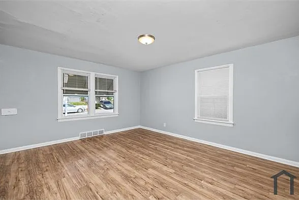 2 bed, 875 sqft, $1,197 — Photo 2