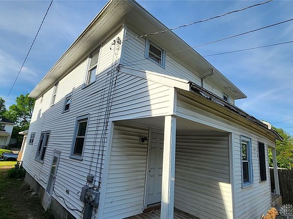 5th image of 204 W Parkwood Dr