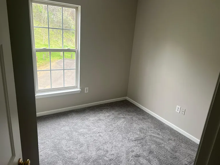 246 Denny Park Rd — Photo 10
