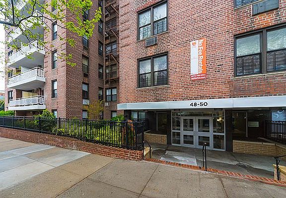 4th image of 4850 38th St APT 4A
