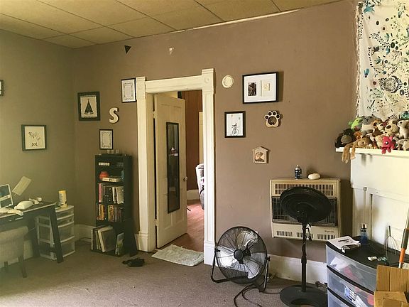 3rd image of 416 Burkett St
