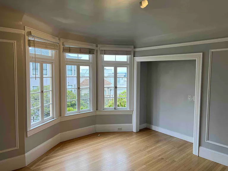 2435 Union St #204 — Photo 4