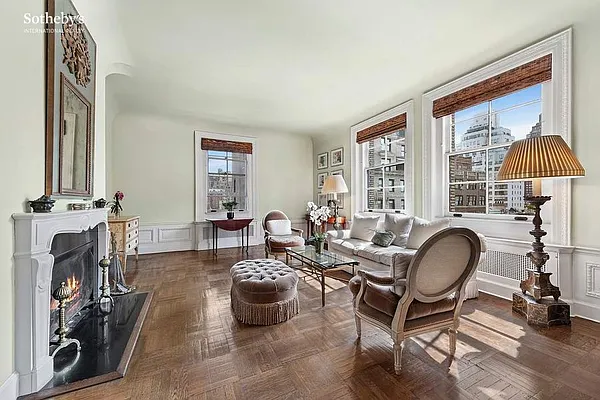 Sold by Sotheby's International Realty | media 17