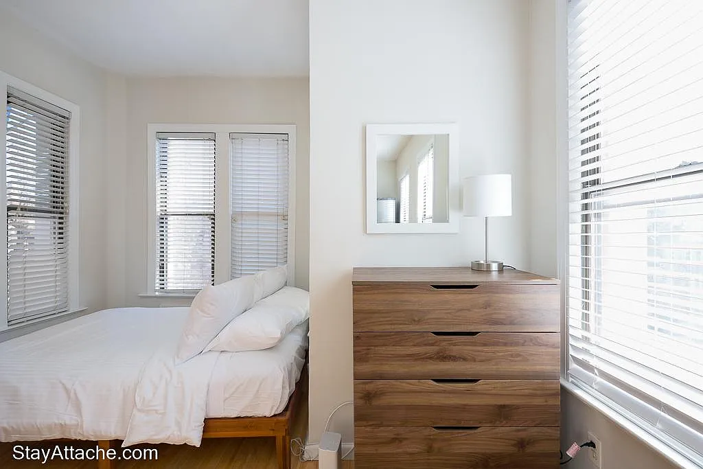 1822 15th Street NW Unit 301, Washington, DC 20009 in Dupont Circle — Photo 3