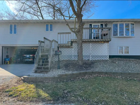 206 N Morgan St, Lexington, IL 61753